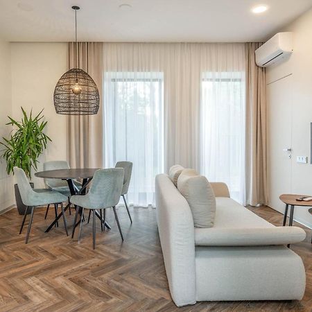 Green House Downtown Apartments With Private Free Parking And Bike Storage Klaipėda Exterior foto